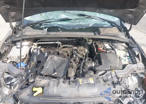 2014 Ford Focus Se z USA, uszkodzony, nr VIN 1FADP3F24EL347110